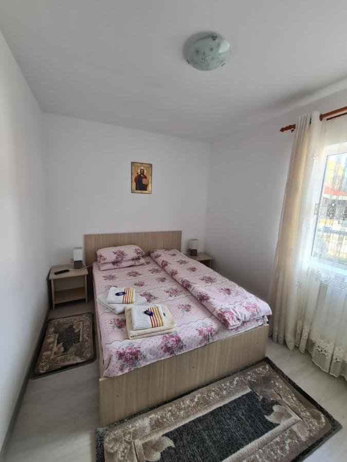 Cazare Turism Prislop Hotel Hateg Bagian luar foto